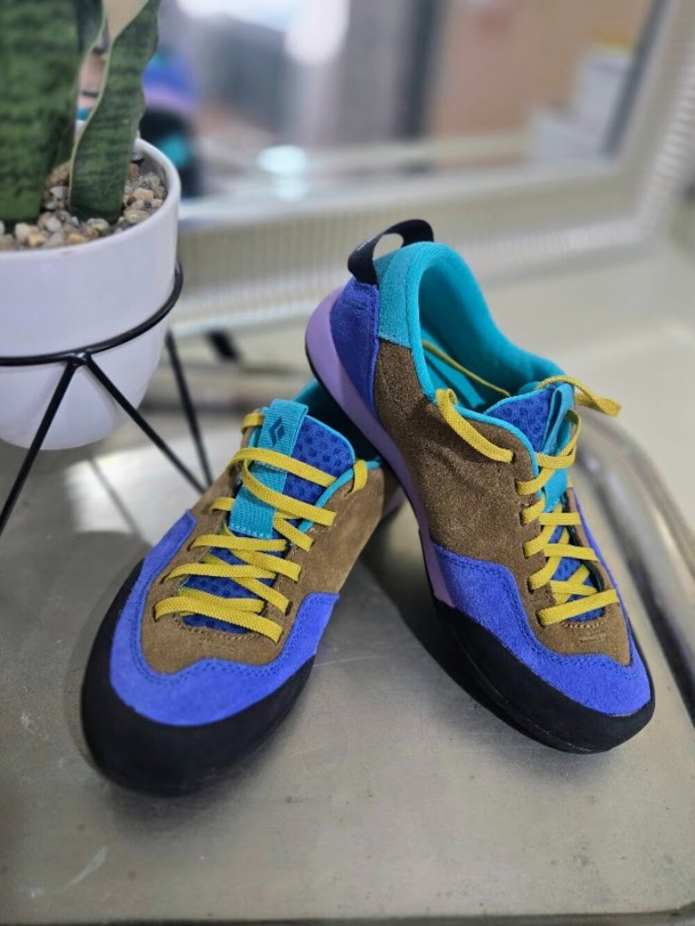 Women's Black Diamond Momentum Climbing Shoes - Multi Color - New Without Box